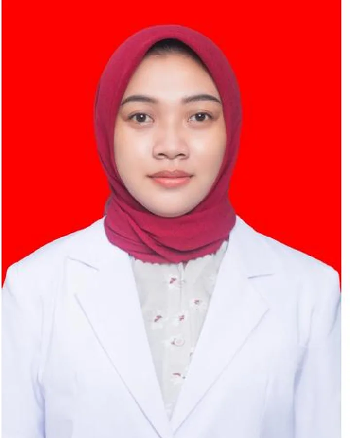 Fadillahtul Fitria, Dokter Gigi