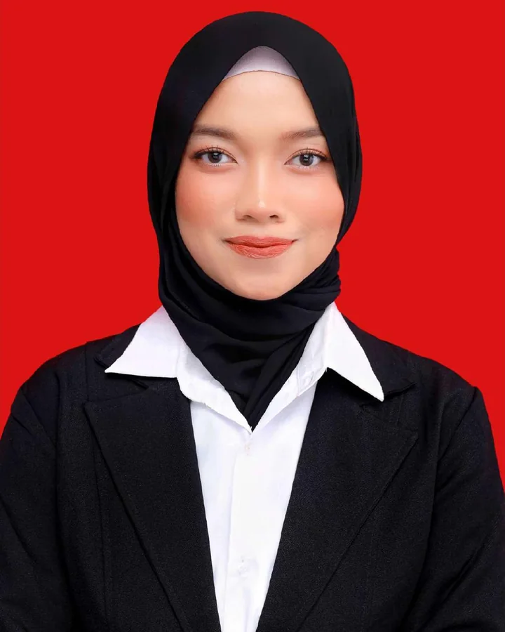 Sanyya Listyani, Administrasi